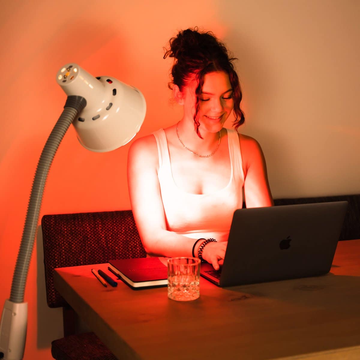FLEXIE® Infralux 275 Infraroodlamp Warmtelamp – Rood Lichttherapie voor Gewrichten/Spieren/Pijn/Huid – Red Light Therapy – 250Watt - Image 9